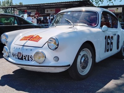 Une A106 , la première Apine