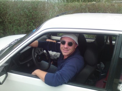 notre "RR" avec ses nouvelles lunettes de John Lennon