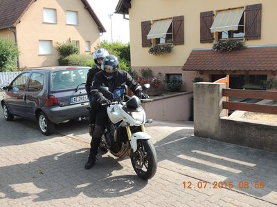 et dimanche matin, la récompense une balade en moto